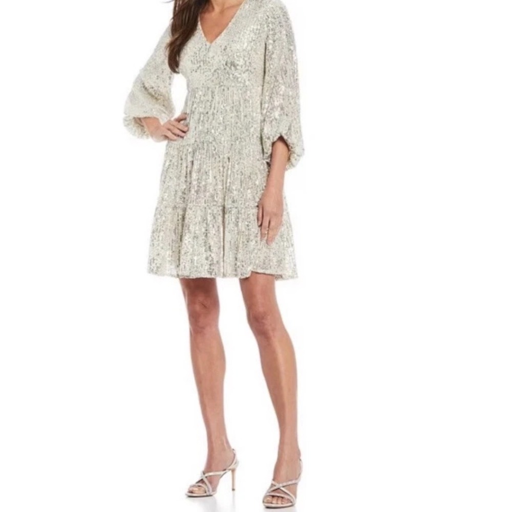Eliza J sequined silver tired mini balloon long sleeve cocktail dress size 6